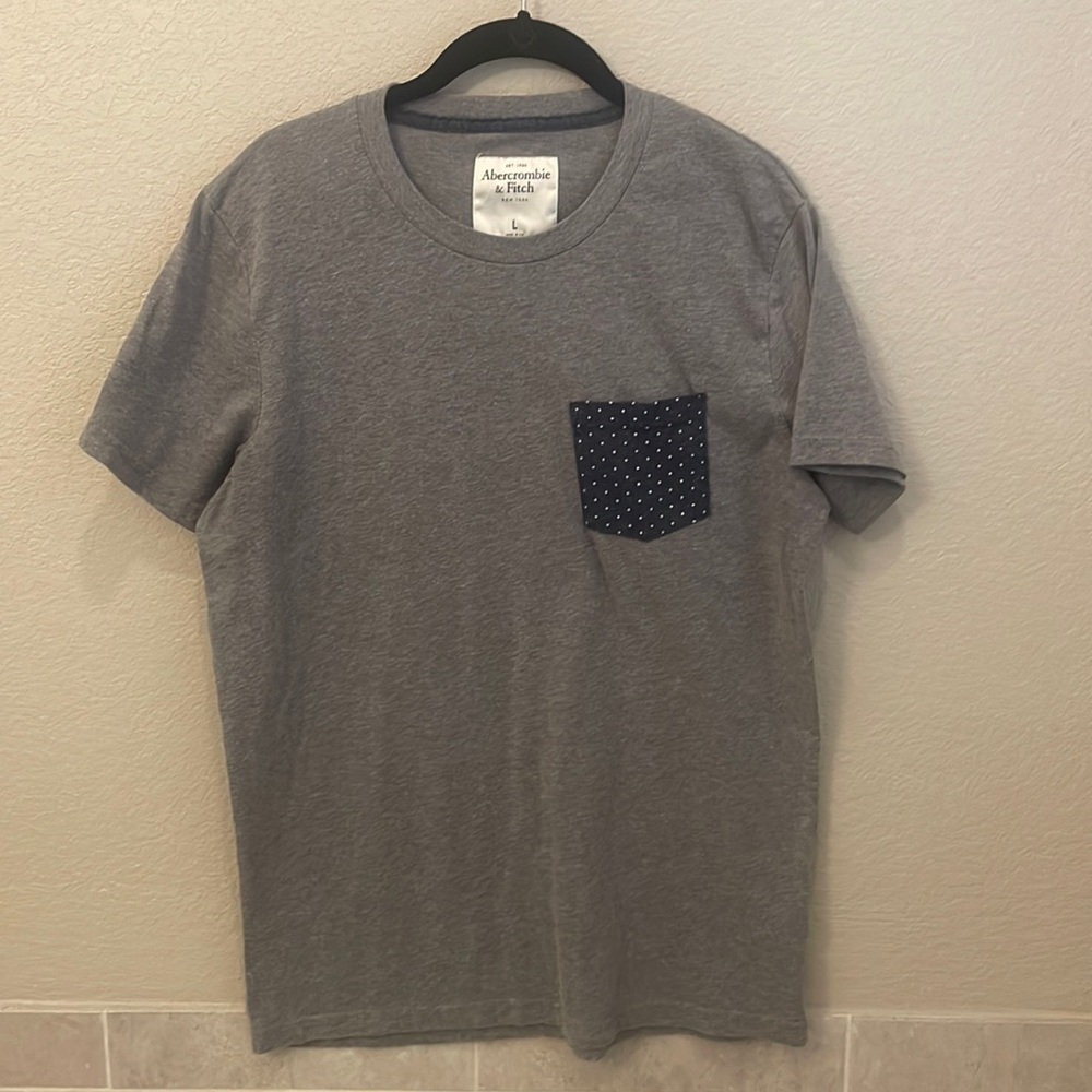Abercrombie & Fitch Tee with polka dot pocket detail